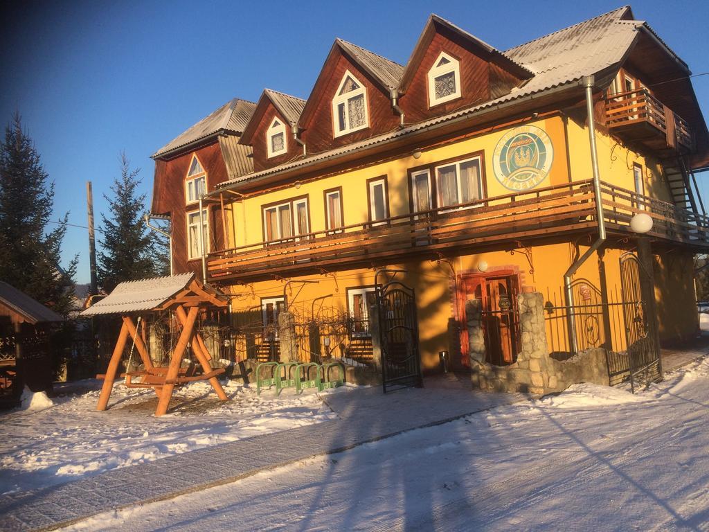 Guest House Dvir Pysanka Kosiv Exteriör bild